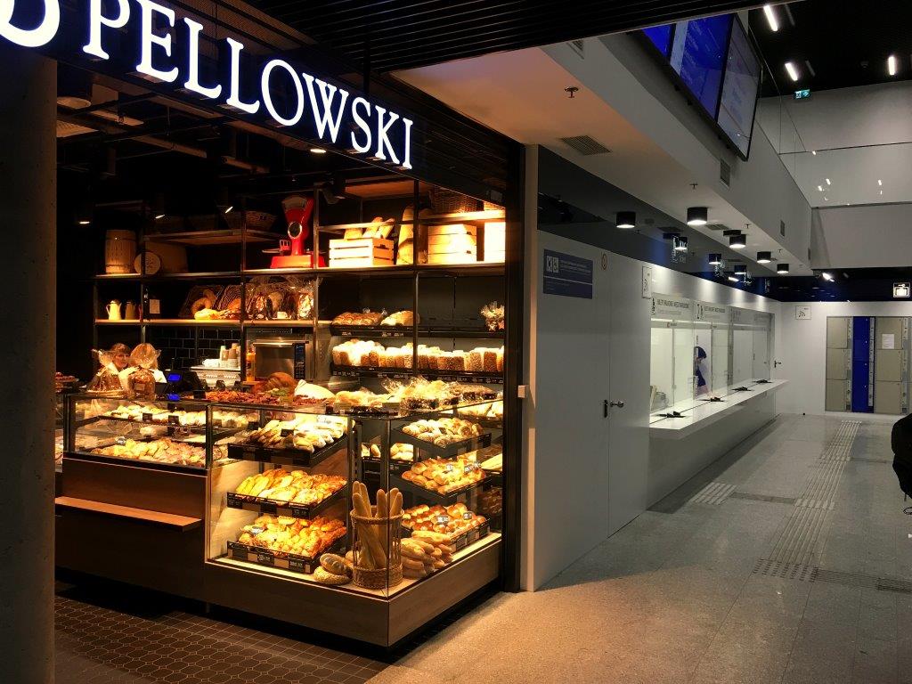 Piekarnia-cukiernia na dworcu w Sopocie