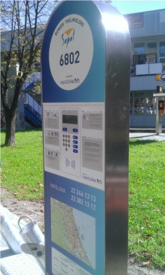 Stacja rowerowa przed Urzędem Miasta  Sopotu